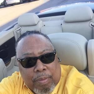 Meet your Posher, Carl